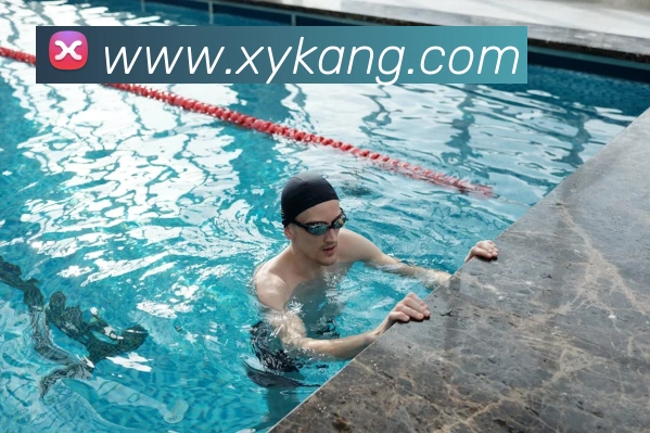 湖人对阵黄蜂赛后分析：戴维斯内线统治成取胜关键